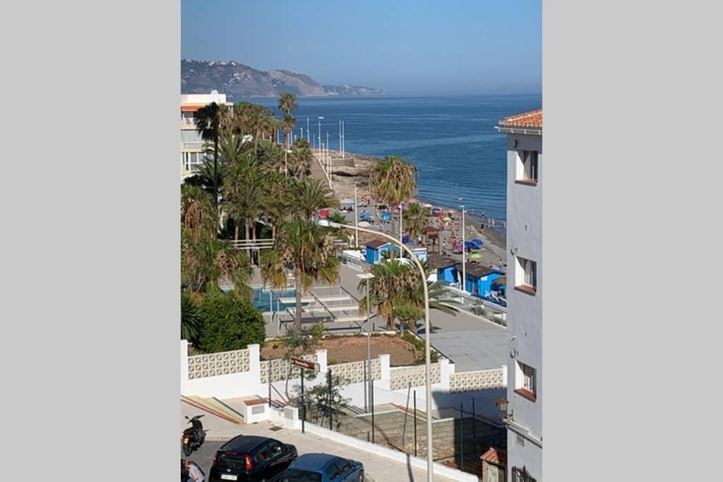Apartamento La Playa เนร์คา ภายนอก รูปภาพ