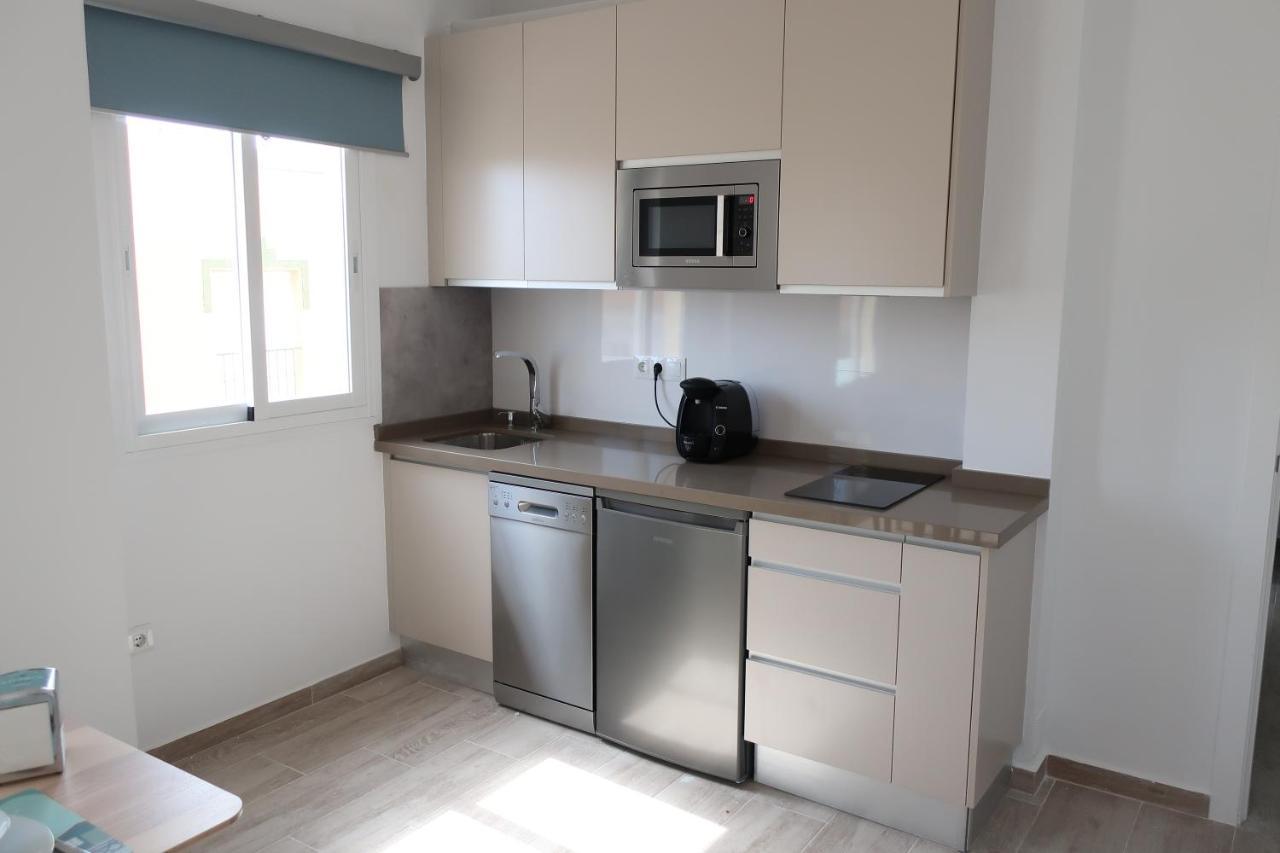 Apartamento La Playa เนร์คา ภายนอก รูปภาพ